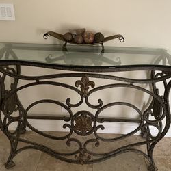 Thomasville Console Table