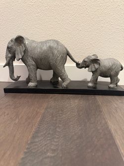 Elephant Mom & Baby Decor
