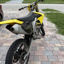 Suzuki 450 RMZ