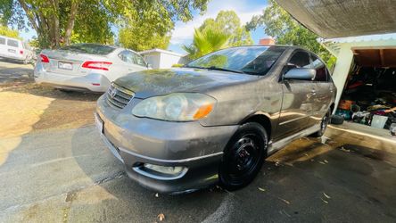 2005 Toyota Corolla