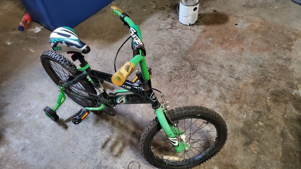 Boys BMX With Training Wheels