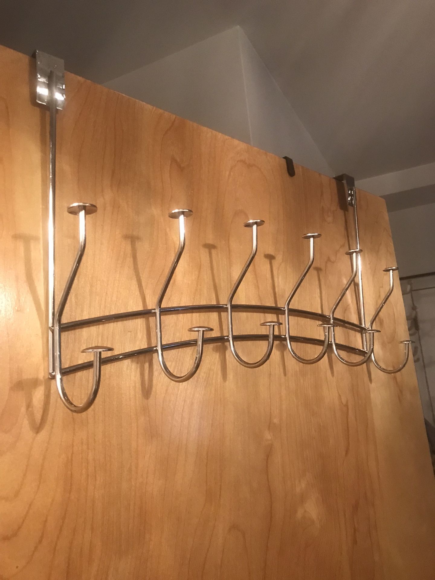 Door hooks 