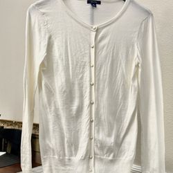 *PRICE DROP* Women’s Light Button Up Cardigan -Size M