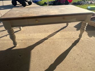 Rustic farmhouse coffee table