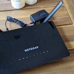 NETGEAR AC1200 Smart WiFi Router