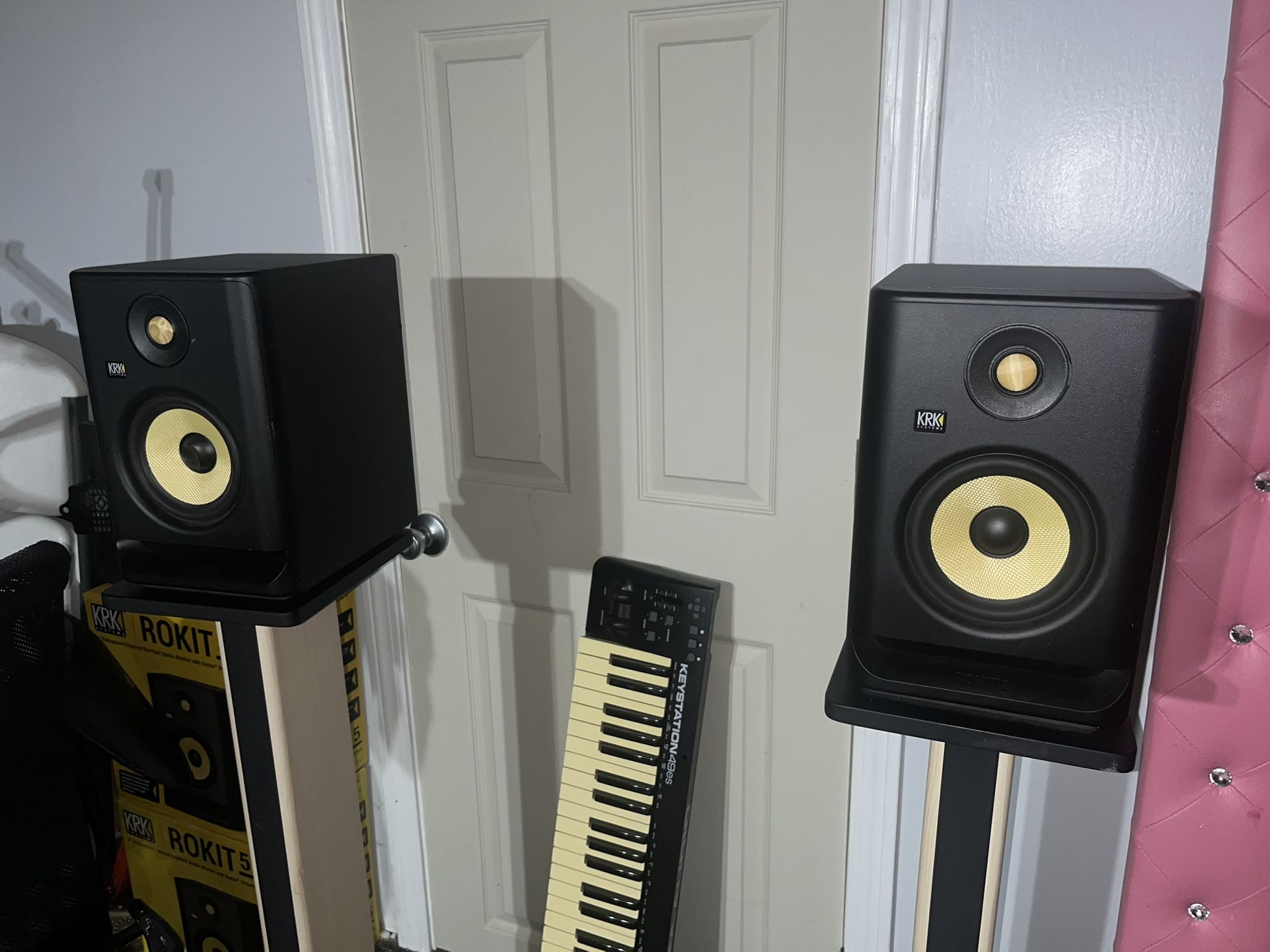 KRK Rokit 5 G4 Studio Monitor Speakers (Pair) – Like New