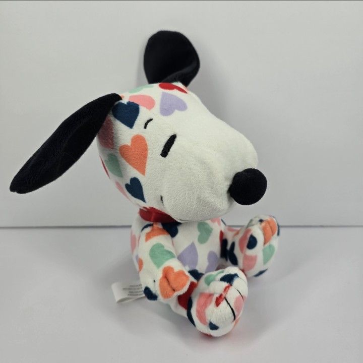 Hallmark Peanuts Valentine Floppy Snoopy Heart Plush 6" Stuffed Animal To Puppy