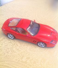 1/18 scale die cast Ferrari 550 maranello
