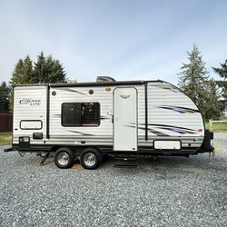 2018 Forest river Salem cruise lite