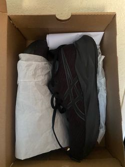 ASICS VERSABLAST 4 - (Size 7)