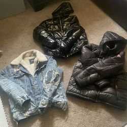 Men Coats 1 Medium And 2 Large All Fit The Same Everything For 80.00