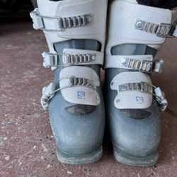 Kids Ski Boots