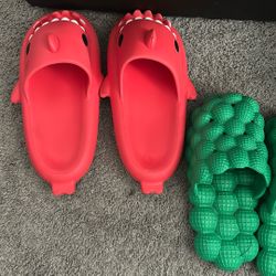 3 Size 9 Slides 