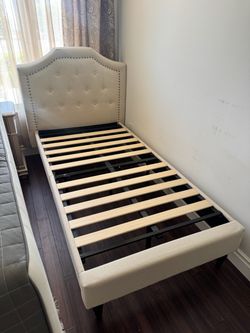 Twin bed with mattress