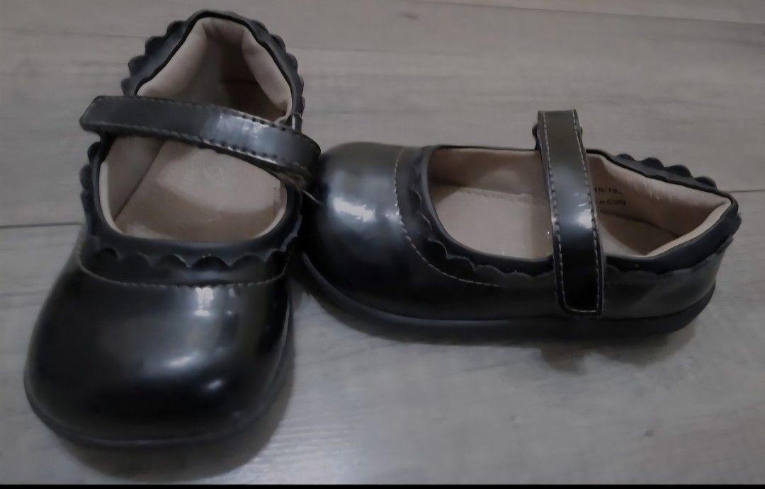 See Kai Run Black Toddler Flat Shoes