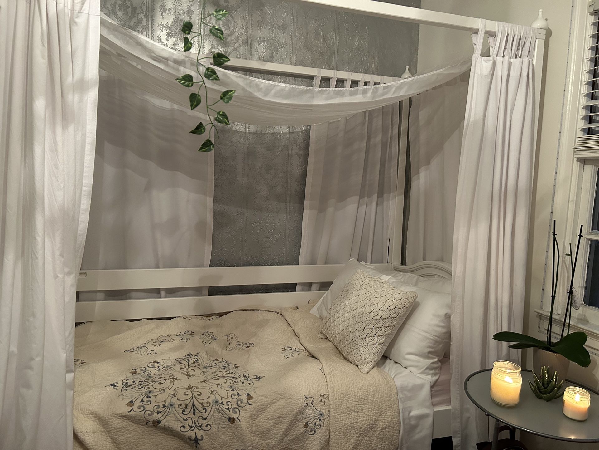 Elegant White Canopy Twin Bed