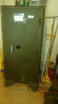 30x30x5' meilink safe