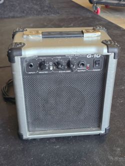 Esteban G-10 Electric Guitar Practice Amp – Working