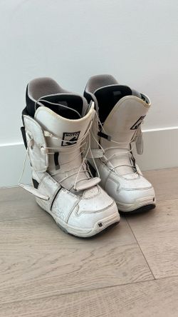 Size 6 Burton Snowboard Women Boots