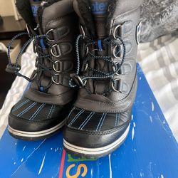 Snow and Rain Boots For Sale 