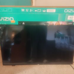 40" Ruko Smart TV