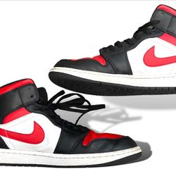 Nike Jordan 1’s chicagos 