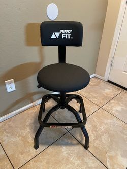 Freeky Fit Adjustable Shop Stool