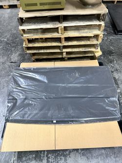 Land Rover 2003-2012 (New) Rear Cargo Cover Panel 