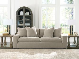 Maxton Heights Pebble Sofa (Online Special Price)