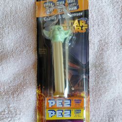 Star Wars Yoda Pez Collectable 2005