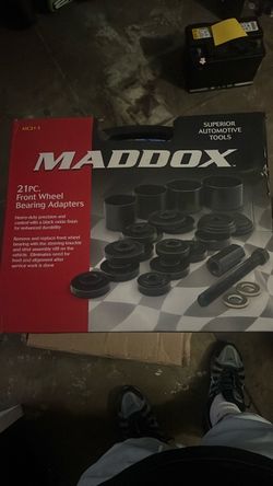 Maddox 21-Piece Front Wheel Bearing Adapter Set