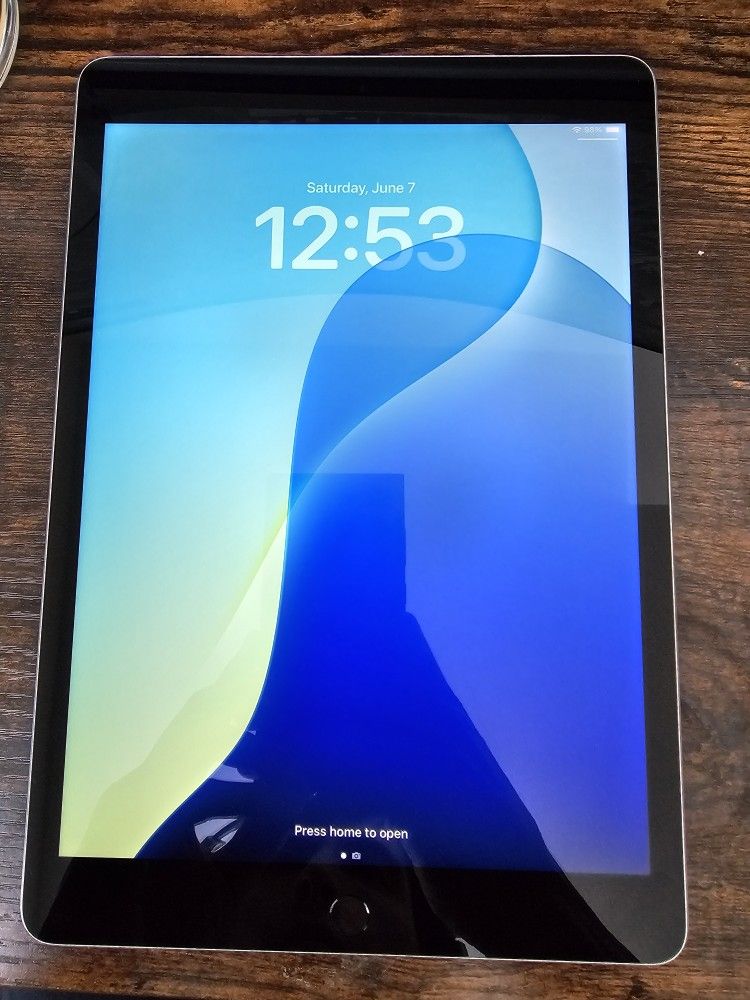 Apple iPad 9th GEN 64 GB Silver (Cellular)