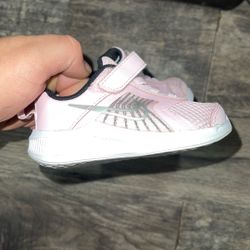 Infant Nike
