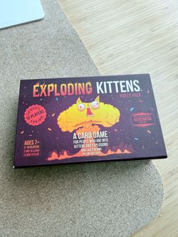 Exploding kittens party pack