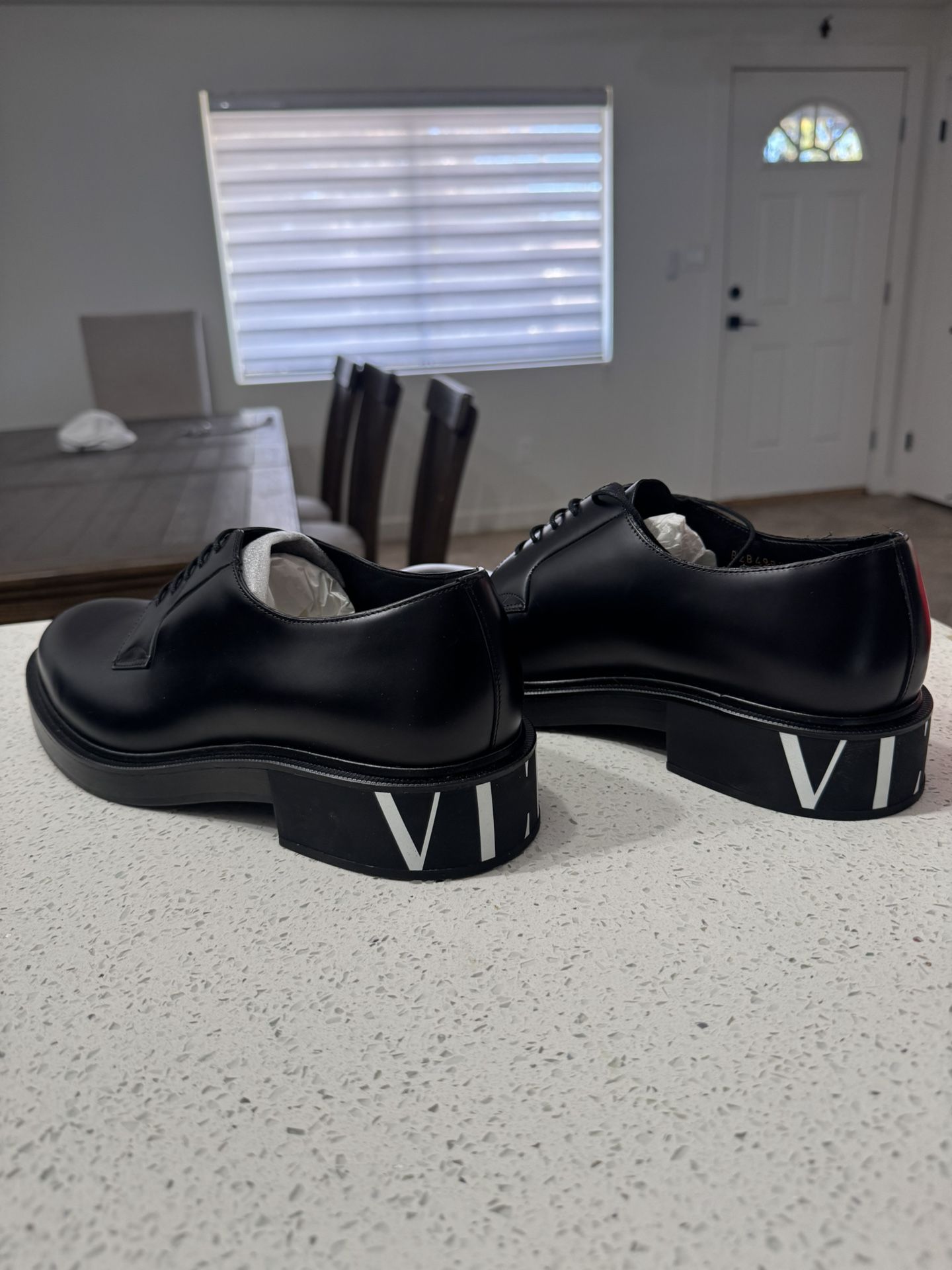 Men’s Valentino Black Leather Laced Size 44.5