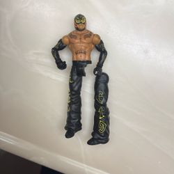 MATTLE Rey Myesterio WWE Figure Is Broken 