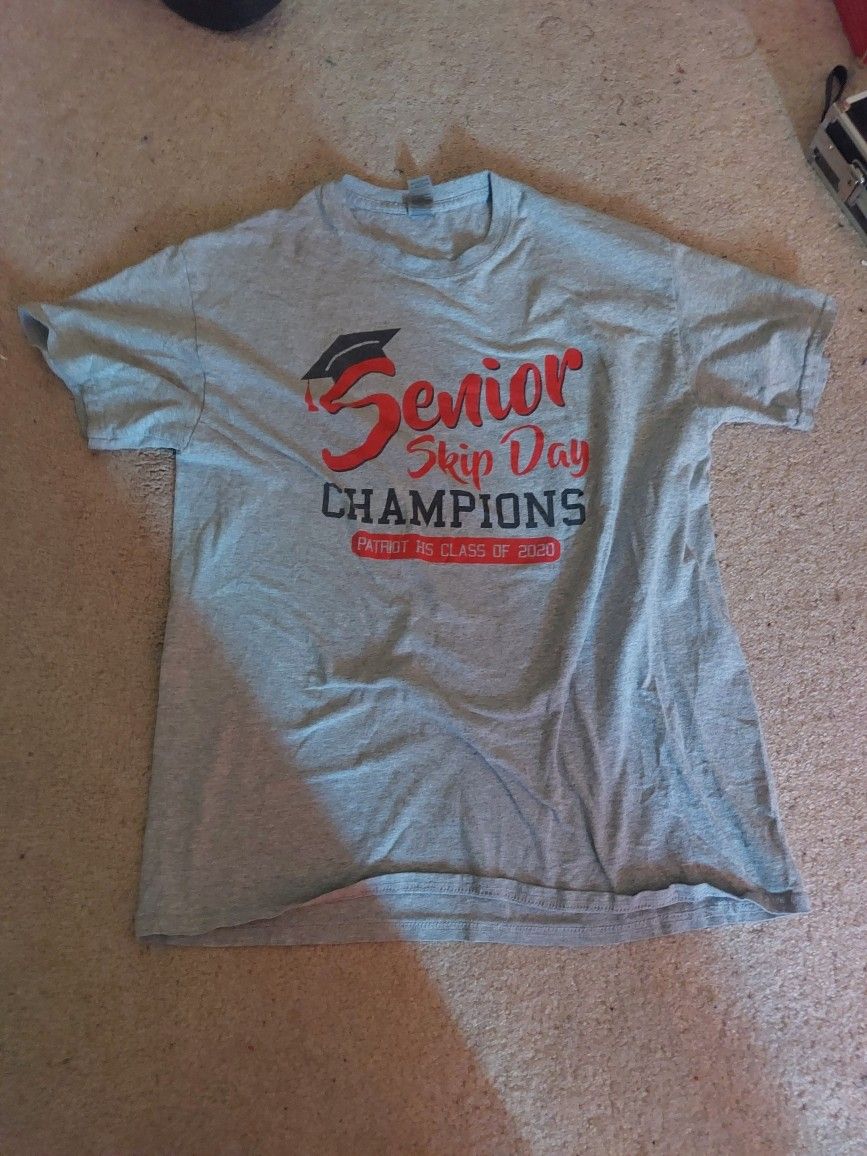 Senior Skip Day Champions T-shirt 