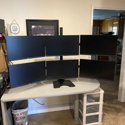 Ergotron Monitor stand with 6 24”  Dell screens