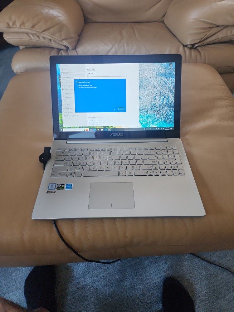 ASUS Laptop, Intel i7, 16GB RAM, 512GB SSD