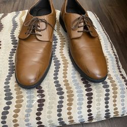 VAN HEUSEN Men’s Larry Dress Shoes Light Cognac Brown Size 11