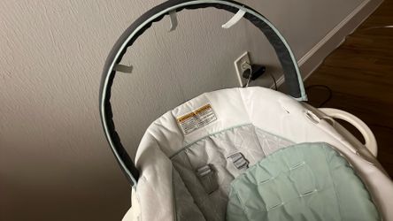 Graco soothe n sway baby swing and bouncer