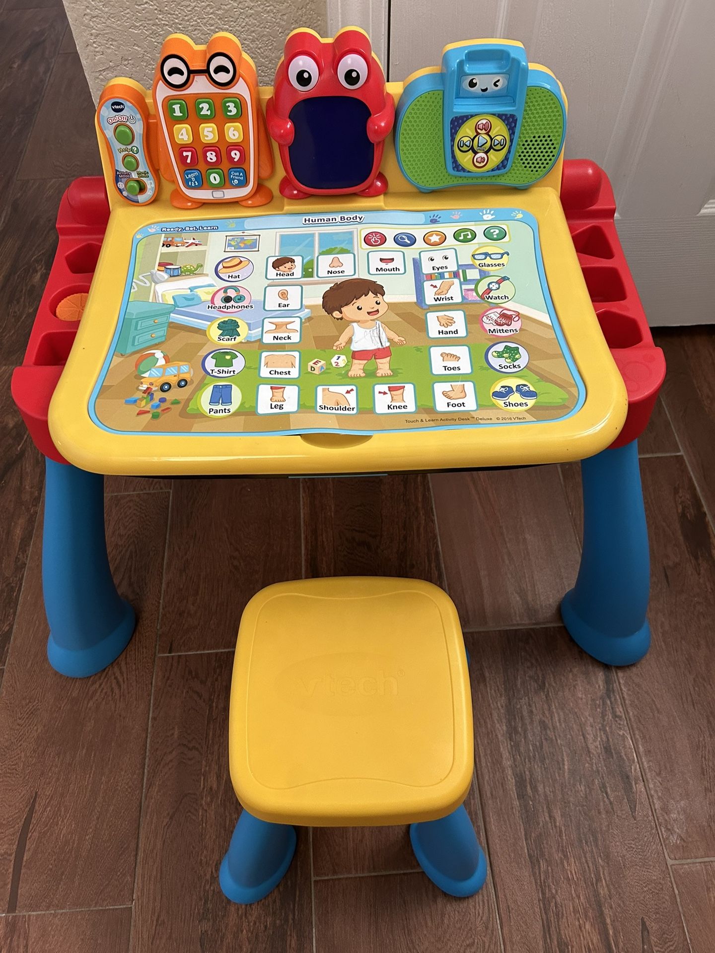 Touch And Learn Activity Desk With Stool