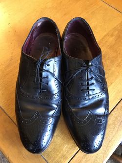 Dress shoes