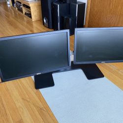 Dual Dell Monitors & Dell Genuine Dual Stand 