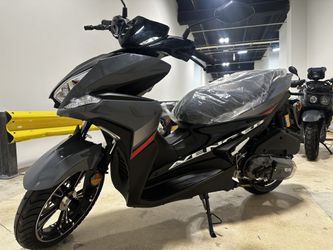 150cc Avenger Scooter