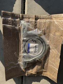 Hemi Rear Crank Shaft Retainer/seal