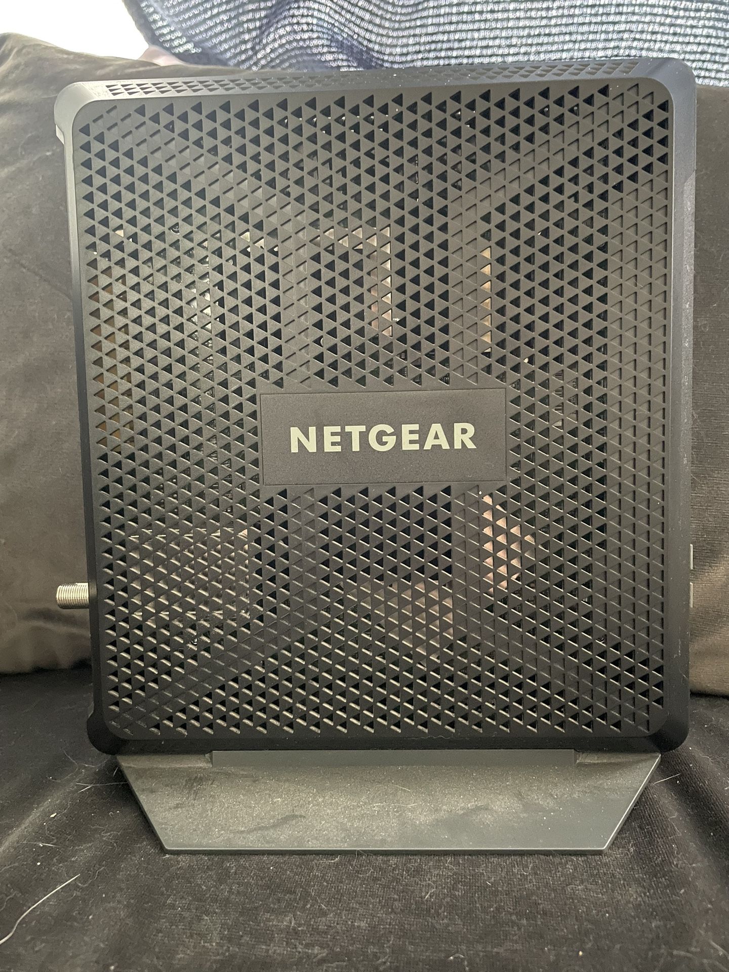NETGEAR Nighthawk Modem Router Combo