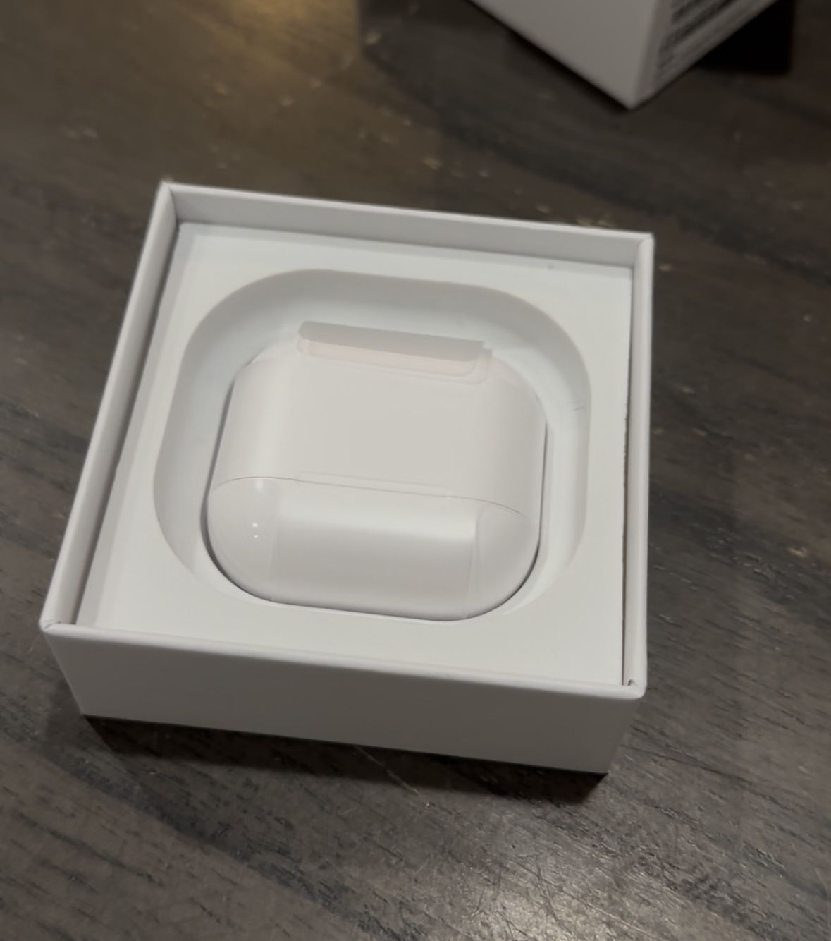 AirPod 4 ANC