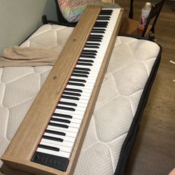 Donner Piano 