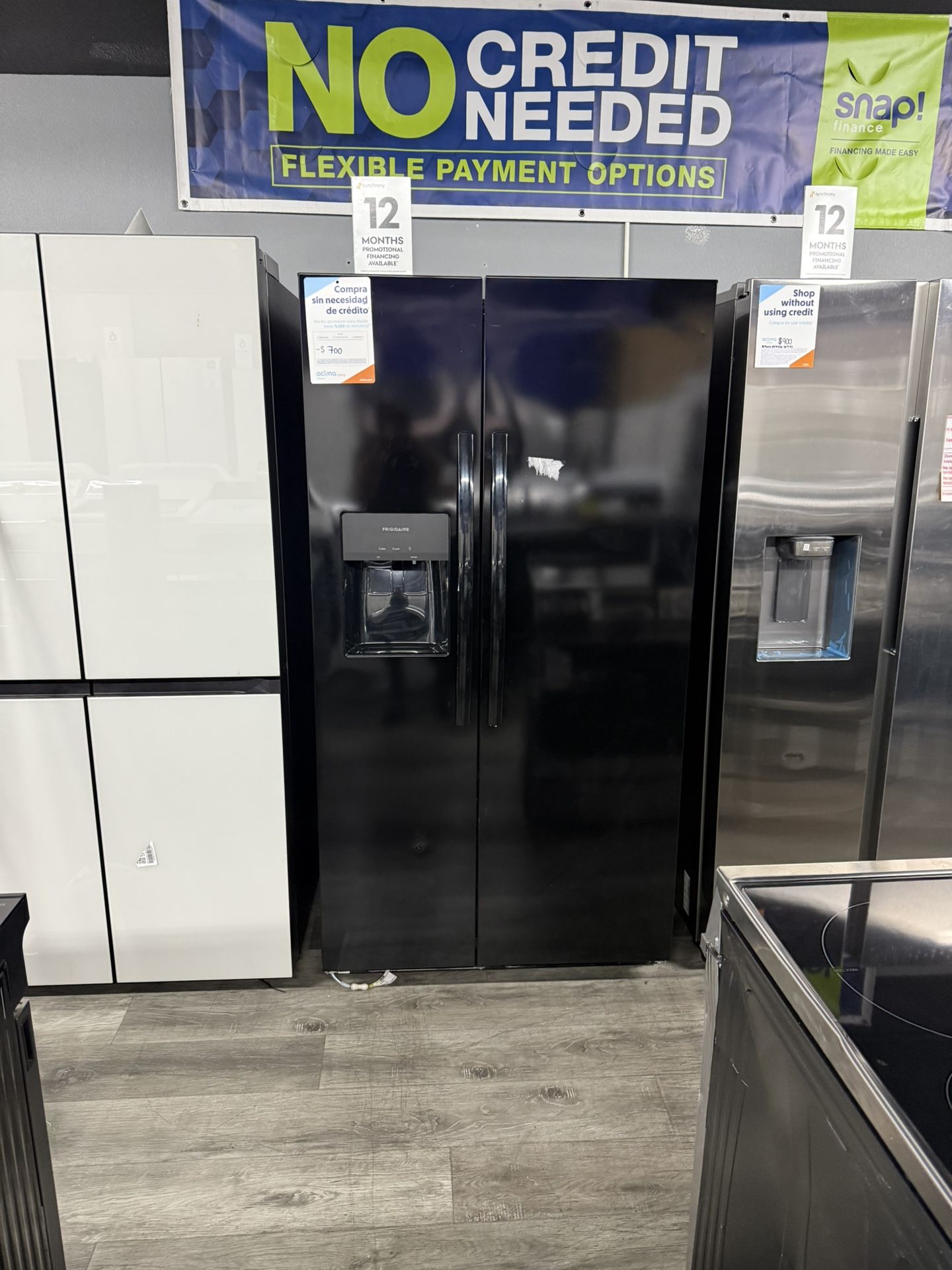 Frigidaire Side By Side Refrigerator With Water Dispenser And Icemaker In Black ✔️